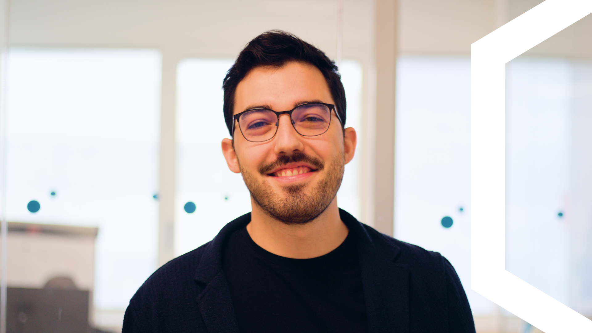 Foto di Andrea Beltrami in primo piano 