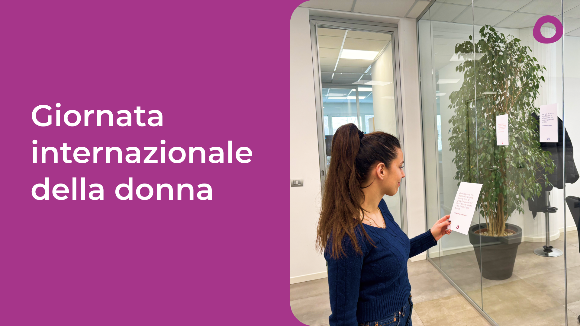 Scritta affiancata da fotografia di una ragazza che ha in mano un volantino